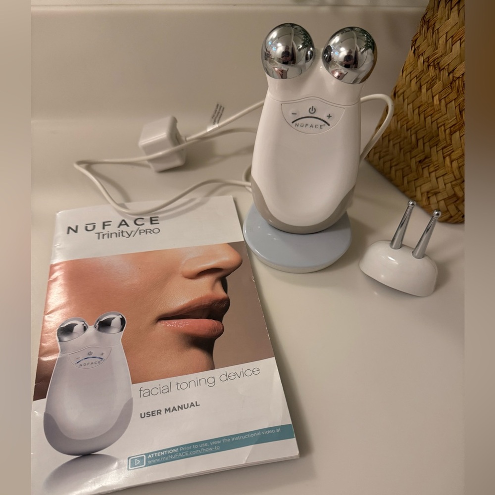 NuFace Trinity+ with lip/eye attachment